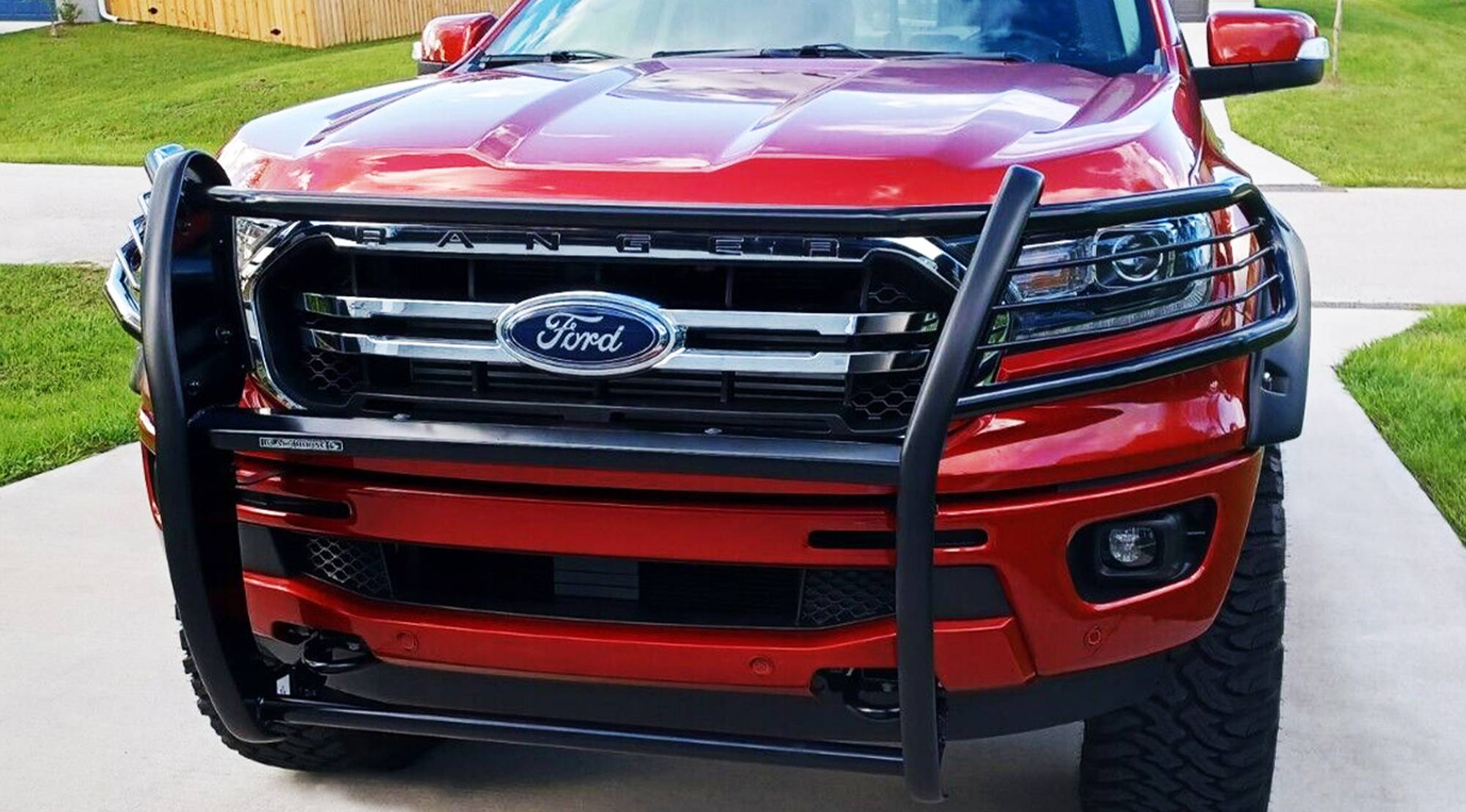 Black Horse Off Road Grille Guard 