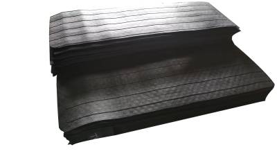Totaliner Tail Gate Mat-Black-TGMRA01A-Bed Length:5.7 ft