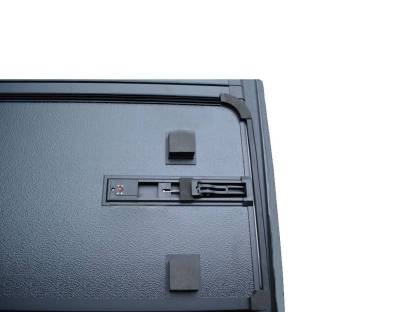 Black Horse Off Road - Hard Tonneau Cover-Black-GMC Sierra 3500 HD/GMC Sierra 2500 HD/Chevrolet Silverado 3500 HD/Chevrolet Silverado 2500 HD|Black Horse Off Road - Image 7