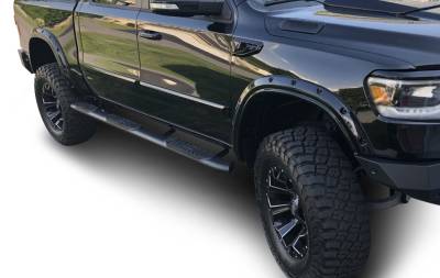 EXTREME Wheel-to-Wheel Side Steps-Satin Black-2019-2025 Ram 1500 Crew Cab 5.5ft Short bed|Black Horse Off Road